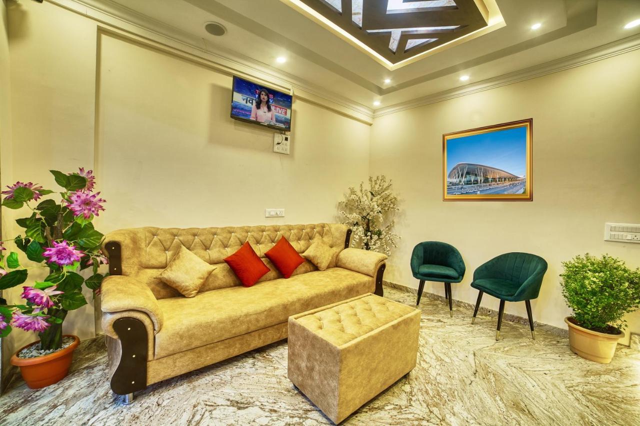 Sm Royal Stay Hotel - Near Bangalore International Airport Devanahalli Zewnętrze zdjęcie
